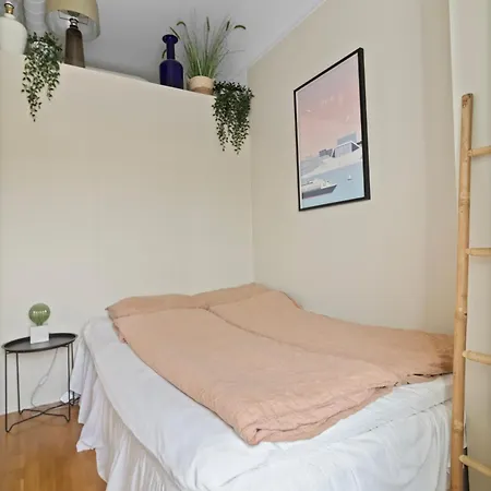 Apartmán 3br Sunset Penthouse In & Quiet Location - 5 Min Walk From Station